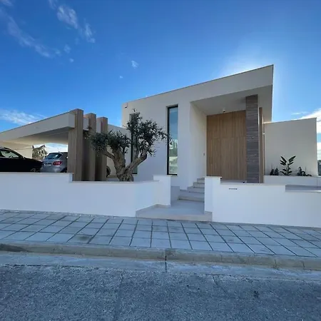 Luxurious Brand New Apartment Limassol Exterior foto